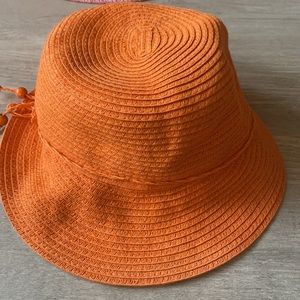 August Women’s Beach/Sun orange hat